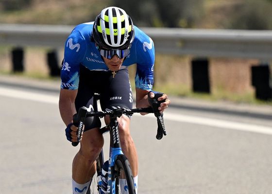 El Movistar Team sale del pozo