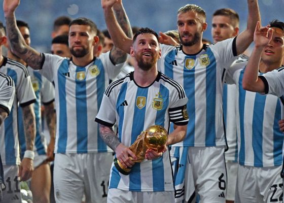 ¿Cuántos mundiales tiene Brasil, Argentina y Uruguay? ¿En qué ediciones fueron campeones?
