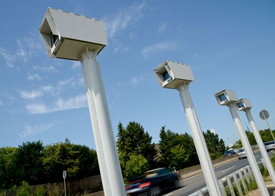 Adiós a los radares: así es la nueva tecnología con la que la DGT controlará la velocidad