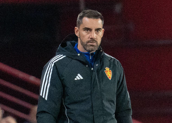 Lo que espera Rubén Sellés antes del cierre del mercado: fichajes en la línea defensiva del Real Zaragoza