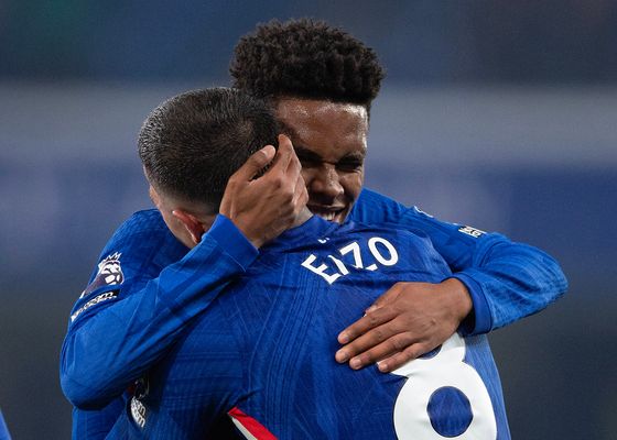 Preocupación en el Chelsea por las lesiones de Estêvão y Enzo a meses del Mundial