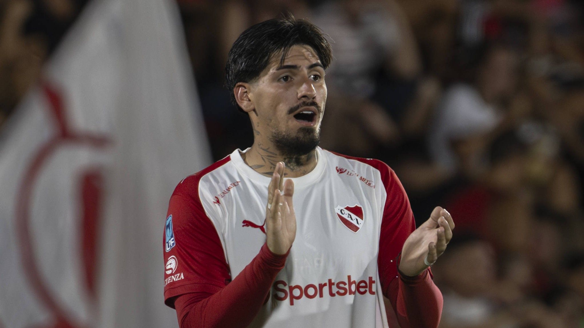 El entrenador de Independiente pone algo más de luz sobre el posible fichaje de Kevin Lomónaco por el Betis