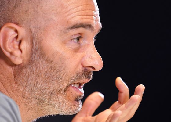 Maresca protesta por la ventaja del Betis para la final de Conference y revela su charla con Pellegrini