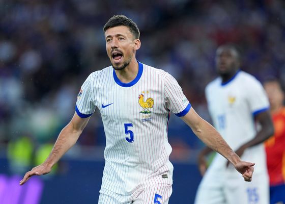 Palo para Lenglet: abandona la concentración con Francia por una lesión de cadera