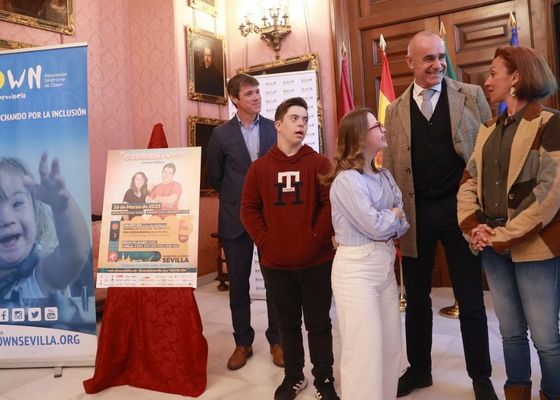 El alcalde del Sevilla se vuelca con la carrera solidaria ‘Corriendown’