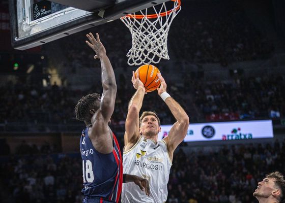 El Baskonia ya mira al futuro con otro aire