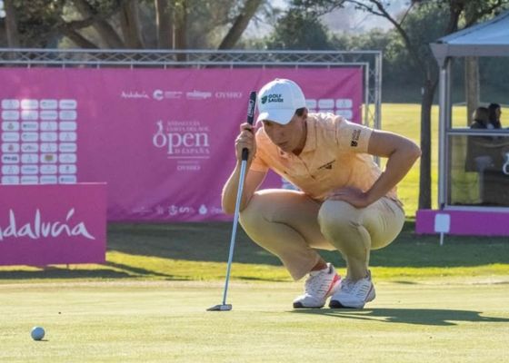 Carlota Ciganda da un paso adelante en el Abierto de España de golf, que llega al domingo sin nada decidido