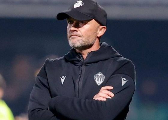 Sorpresa en Castellón: echan a Schreuder y ya tiene sustituto