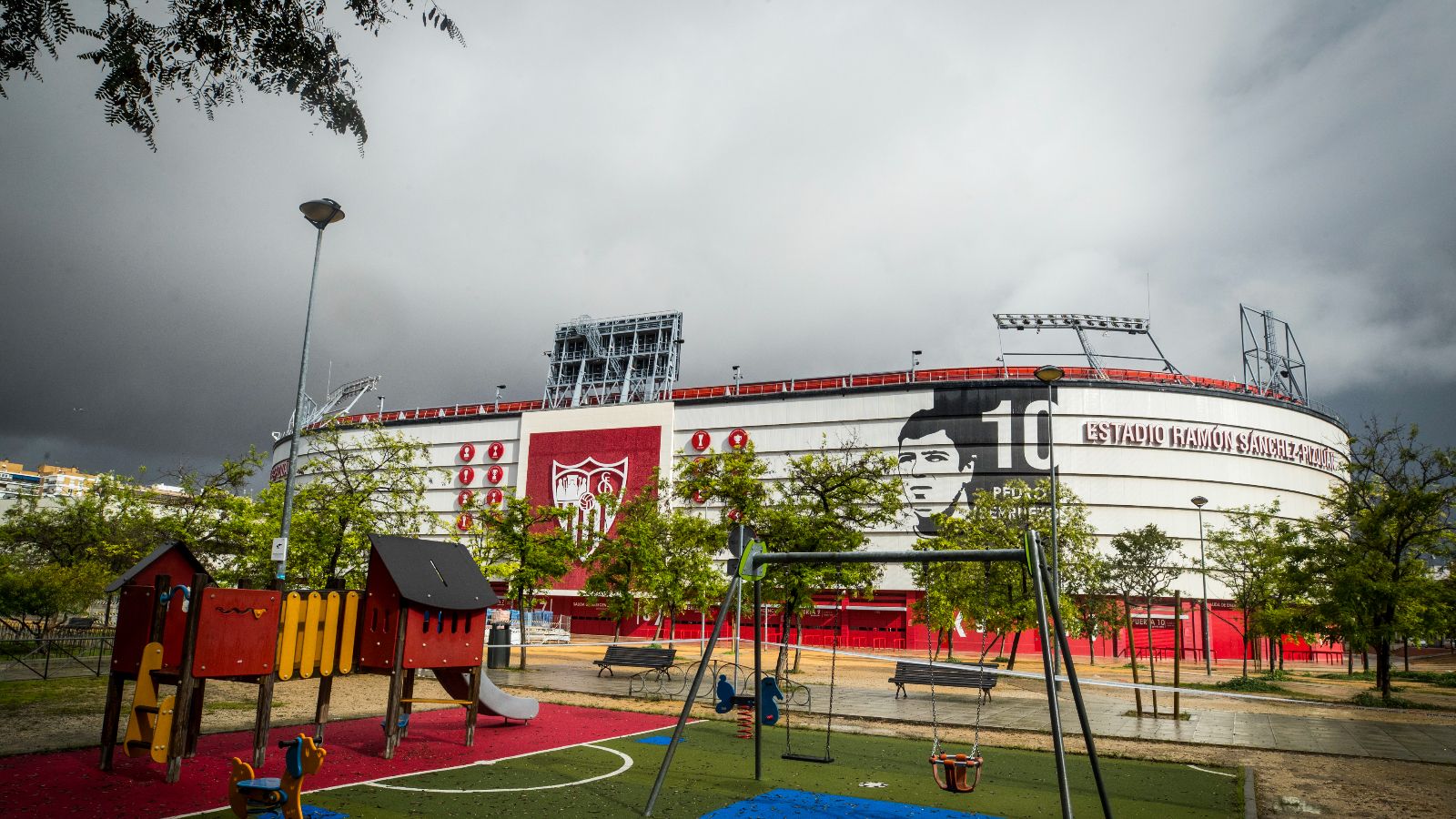Oficial: el Sevilla - Girona se aplaza al domingo a las 16:15 horas por los efectos de la borrasca Marta 