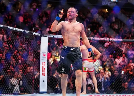 ¡De Locura! Dvalishvili y Pantoja pierden sus cinturones de campeón en la UFC
