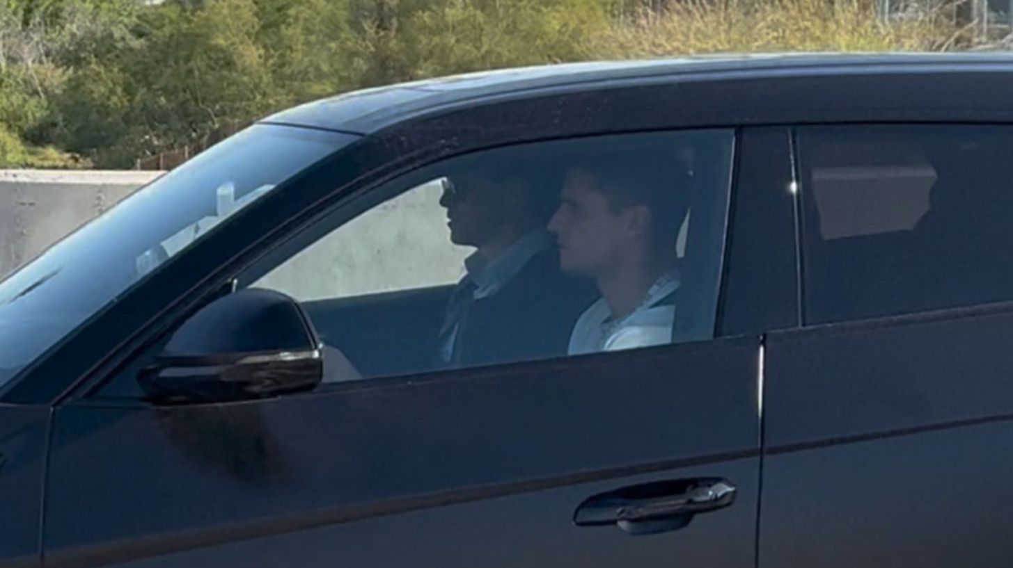Almeyda y su 'staff' se despiden en persona de la plantilla