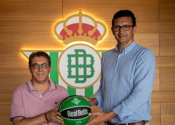 Otra dura despedida en el Betis y su primer fichaje