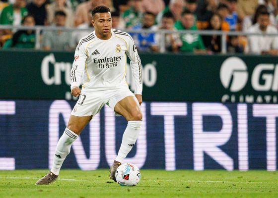 El entorno de Mbappé defiende al futbolista: "Parte de las críticas se basan en una interpretación excesiva"