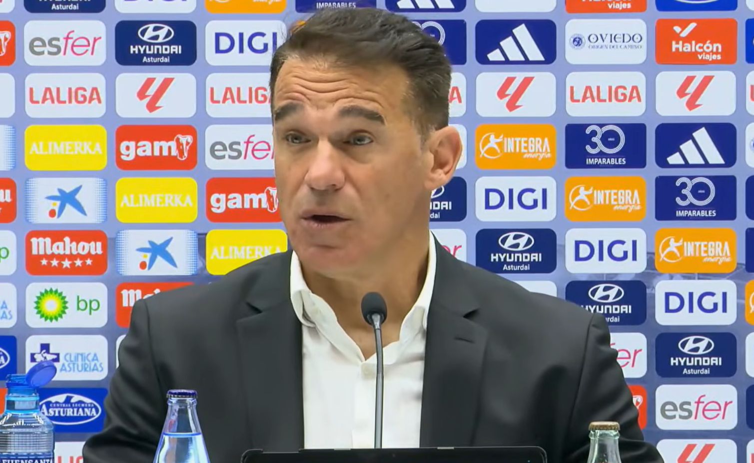 Luis García Plaza, tras su primera derrota como sevillista: "Le ha pegado a Sow un pisotón total de roja"