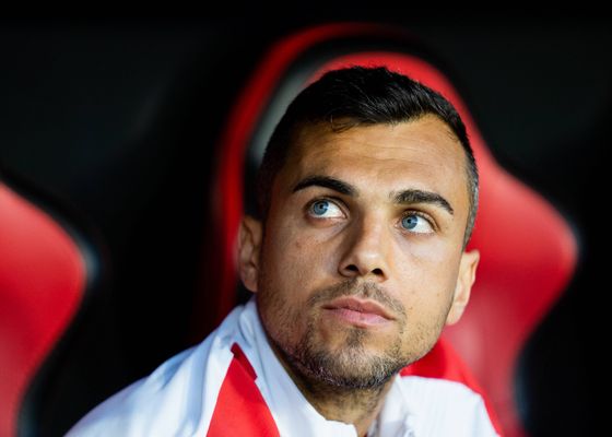La afición del Sevilla quiere ver a Joan Jordán