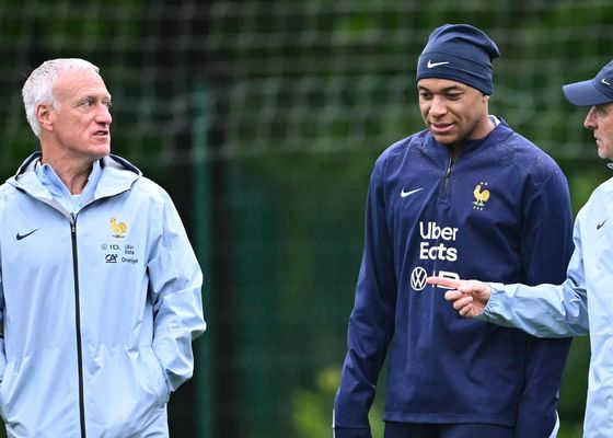 El tenso 'toque de atención' de Deschamps a la prensa francesa