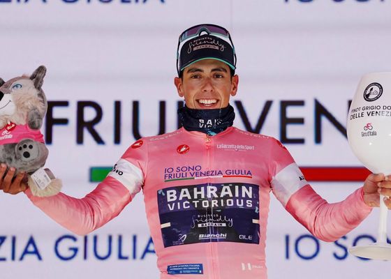 Clasificación Giro de Italia 2026 tras la 5 etapa | Afonso Eulálio se viste de rosa y Jonas Vingegaard lo deja para otro día