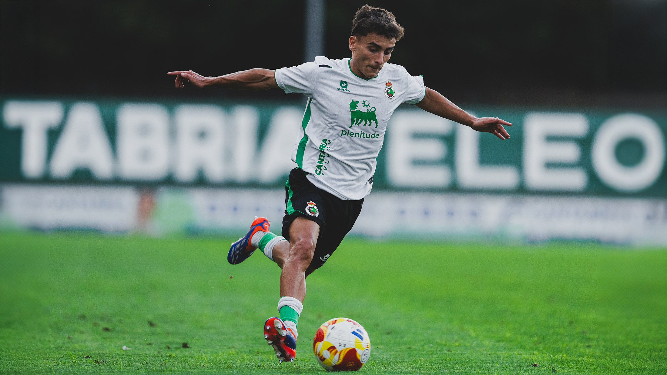 Peio Canales deslumbra y es convocado por la selección española sub 21