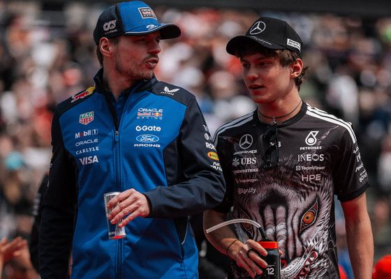 Mercedes se pronuncia sobre la posible retirada de Verstappen y su fichaje