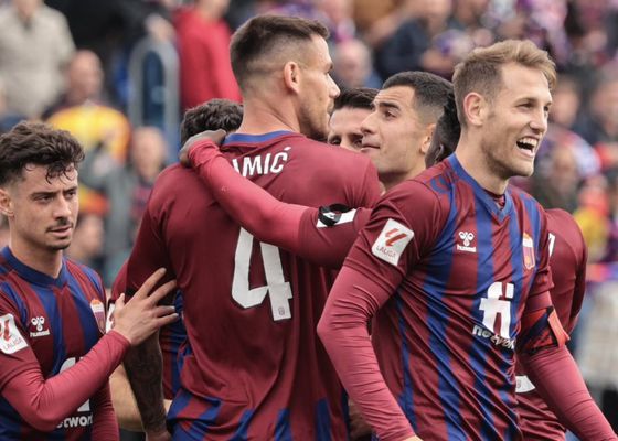 Resumen LaLiga Hypermotion: Sorpresas inesperadas en la pelea por el 'play off' en Segunda