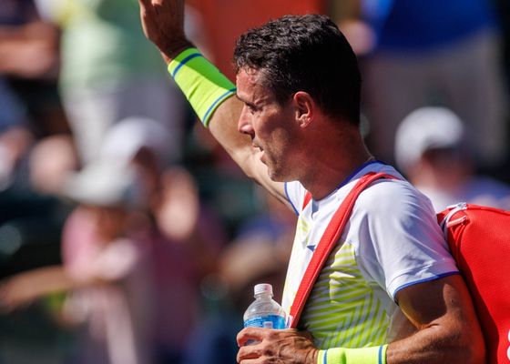 Roberto Bautista abandona y deja solo a Carlos Alcaraz