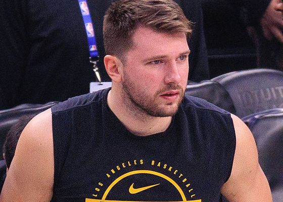 J.J. Redick señala a los jugadores y Luka Doncic incita a la rebelión: "Algo tiene que cambiar"
