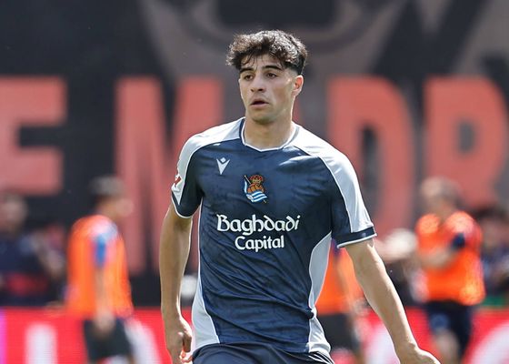 Respuesta clara de la Real Sociedad al interés por Jon Martín y Oyarzabal