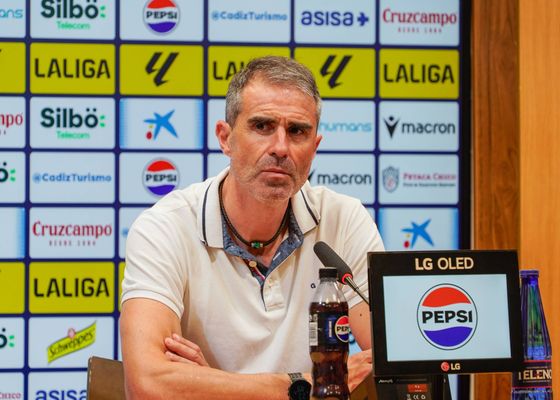 Gaizka Garitano no se reprime con los suyos: "Podría haber cambiado 8 o 9 jugadores"