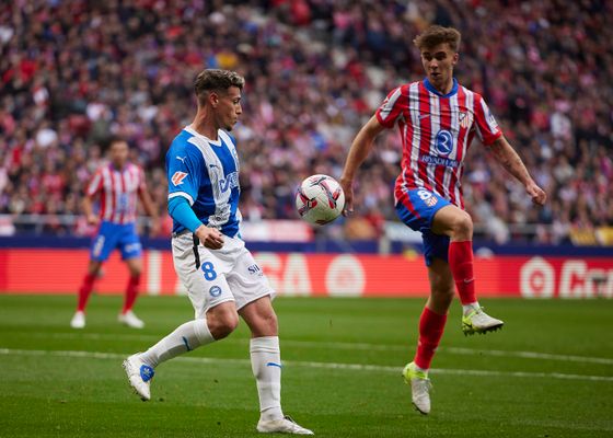 Antonio Blanco regresará al once titular en el Metropolitano para liderar el centro del campo del Alavés