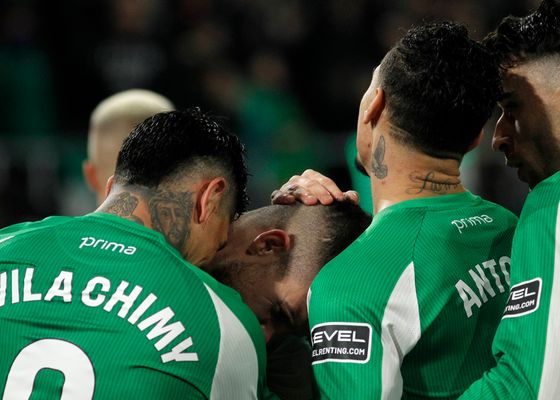 Puntos uno por uno del Real Betis frente al Villarreal CF: Maestría bajo la batuta de Aitor Ruibal y Fornals