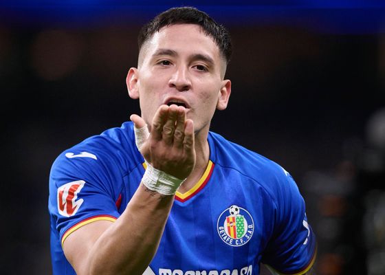 Oficial: El Getafe ata a Satriano hasta 2030