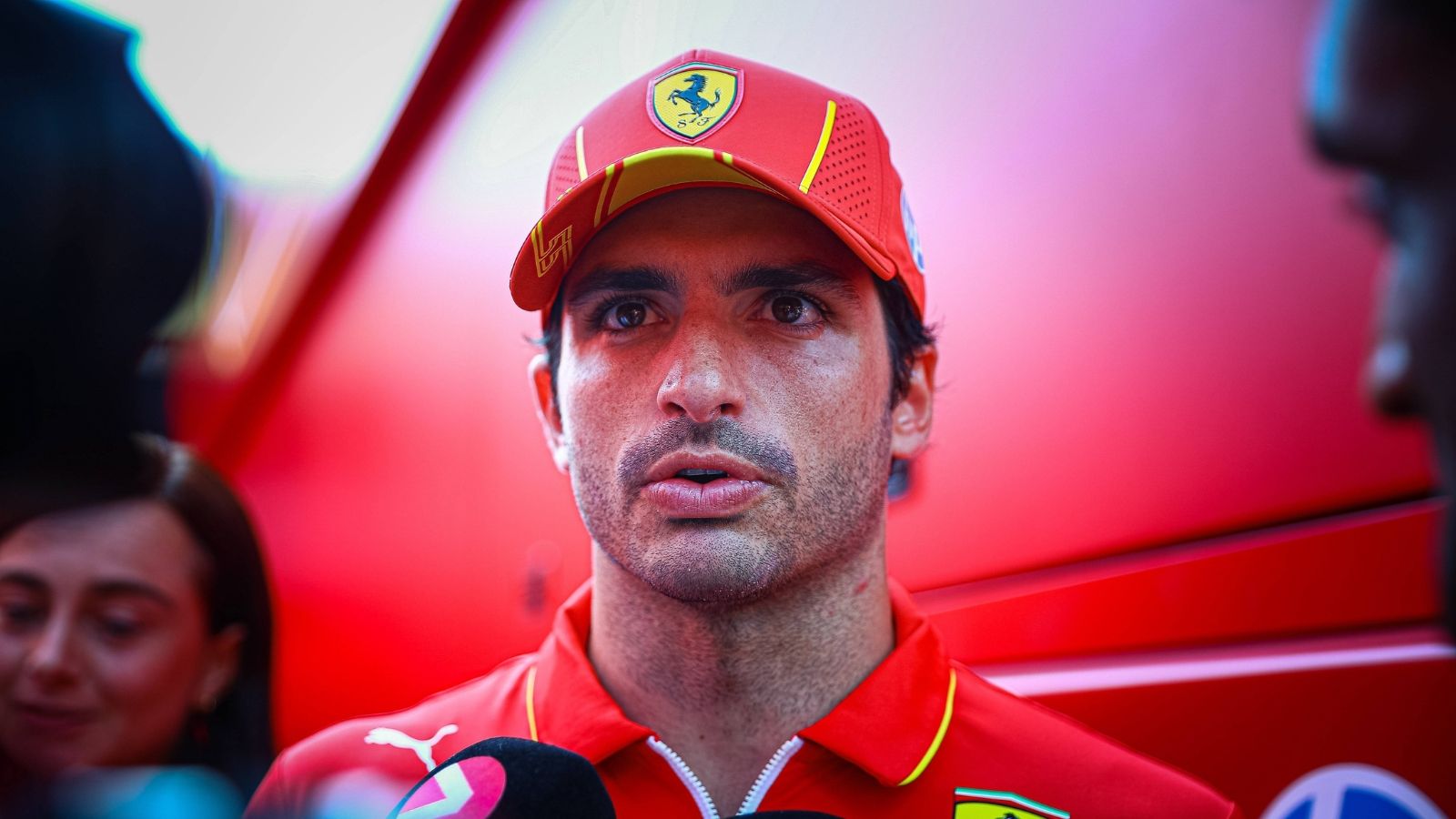 Carlos Sainz confirma cuándo tomará su decisión