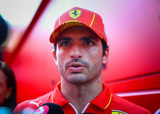Carlos Sainz confirma cuándo tomará su decisión