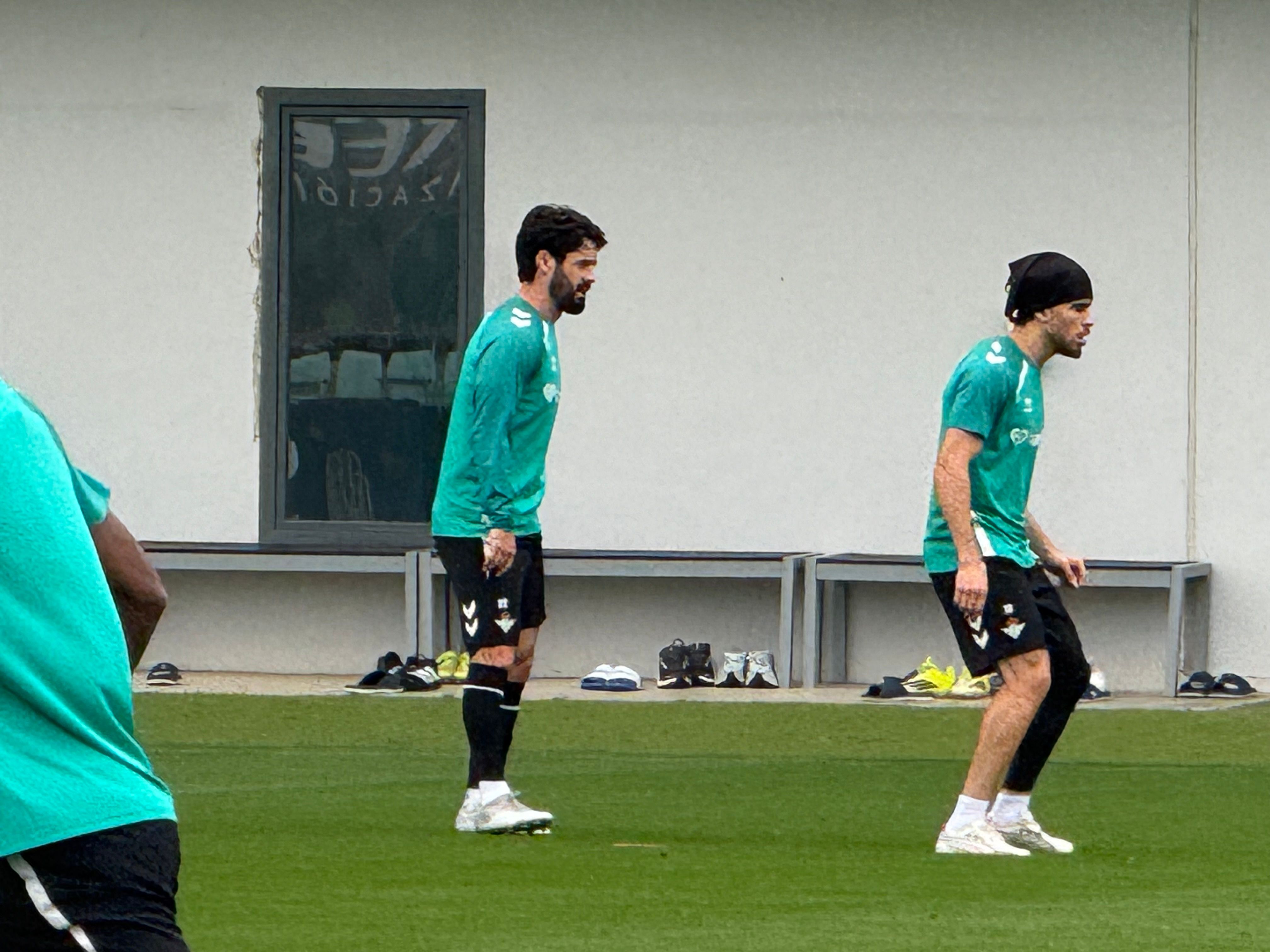 Isco y Lo Celso suman una nueva sesión con el Betis con una visita 'retro'