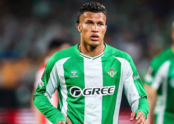 En México no pierden de vista a Nelson Deossa, con su futuro en el Betis en el aire