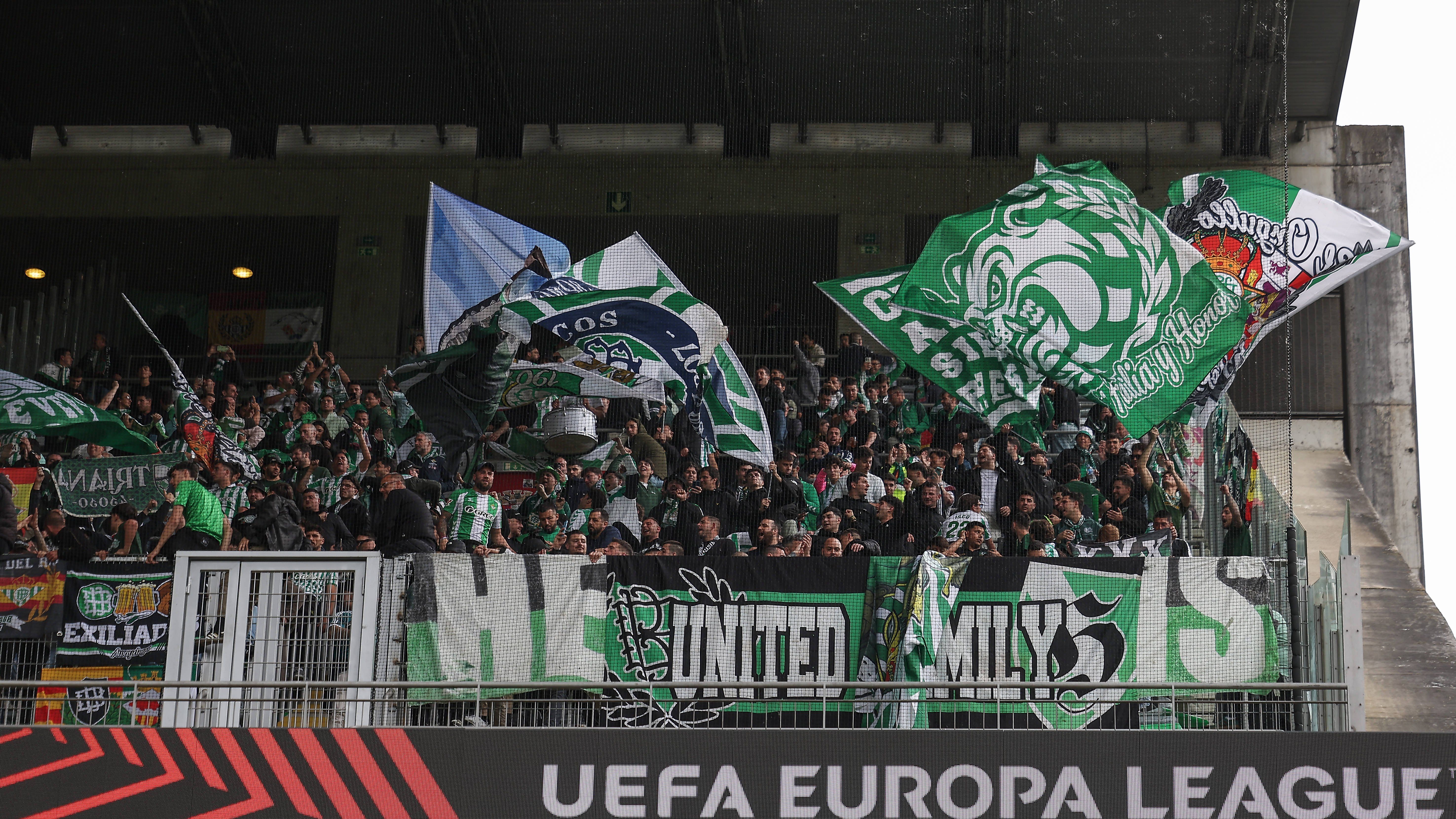 Quejas por la 'encerrona' a los aficionados del Betis en Braga y respuesta portuguesa para denunciar su comportamiento