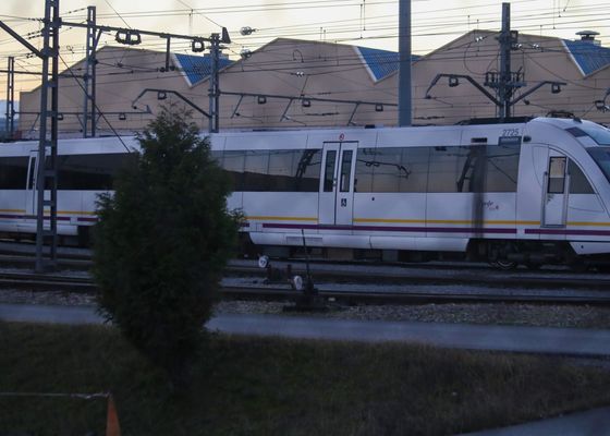 El Gobierno asume dos años más de problemas en los trenes, incluida Andalucía