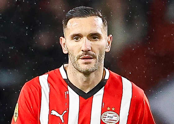 Lucas Pérez sigue esperando la mejor opción para su fichaje