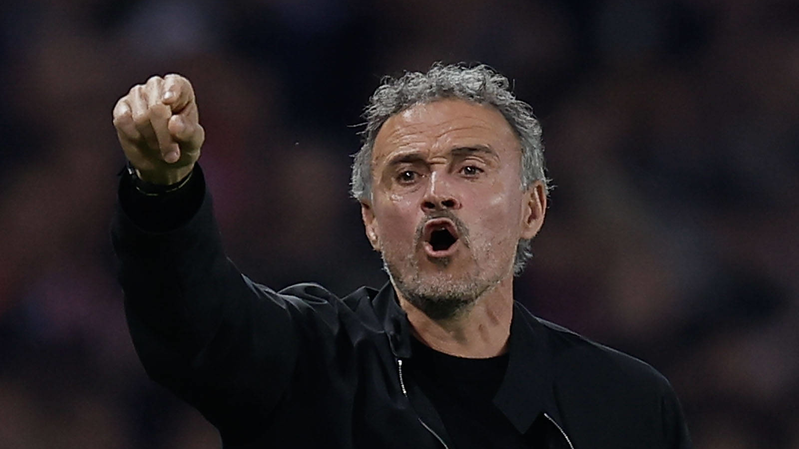 Luis Enrique responde a las críticas con una rajada: "Las hay que son de mierda"
