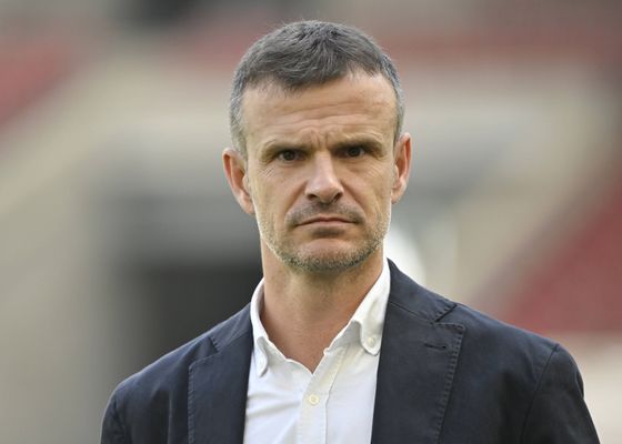 Jon Uriarte presenta su dimisión para volver a presentarse a las elecciones del Athletic Club