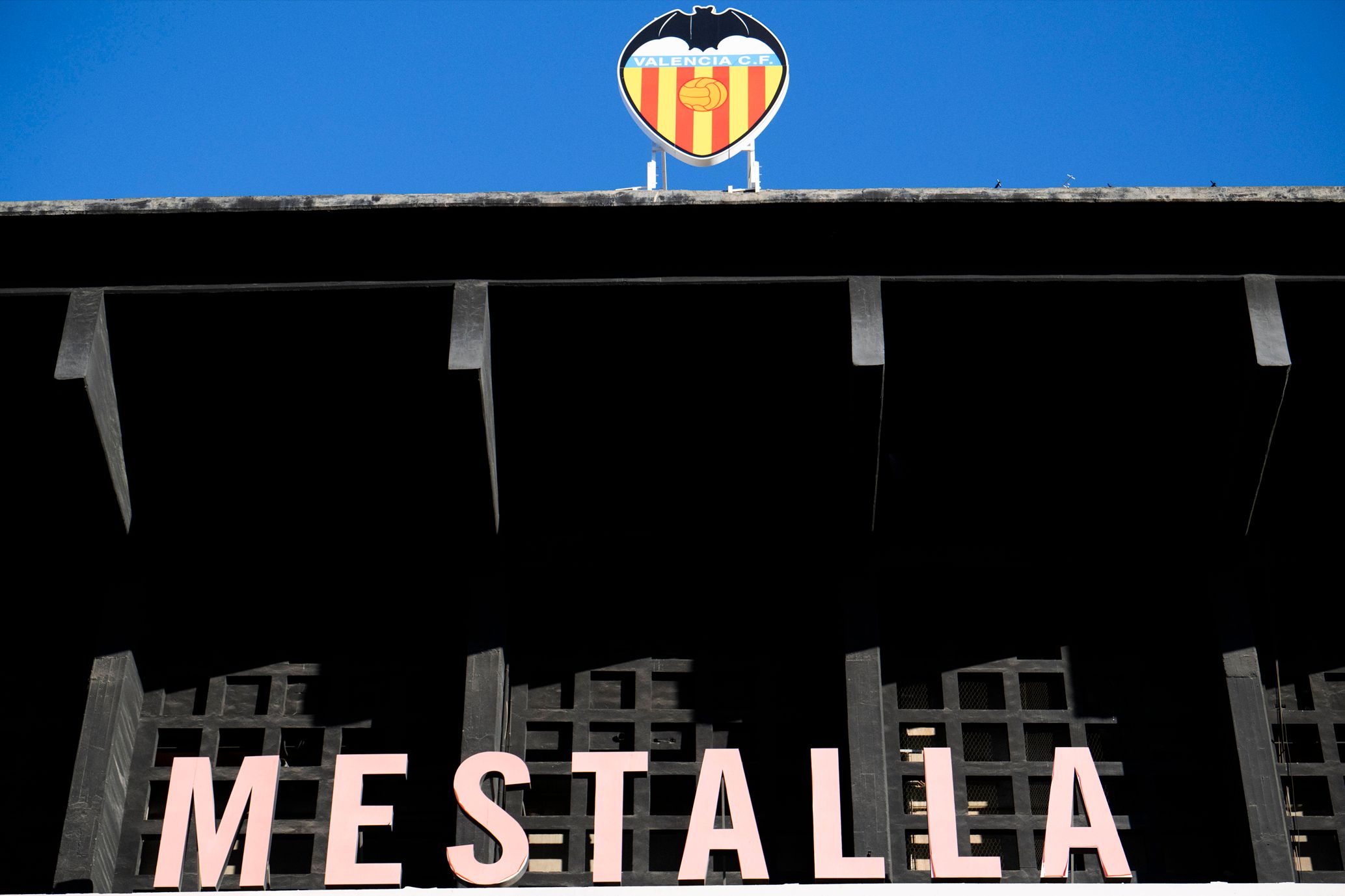El Valencia sigue acumulando problemas; ahora, el Nou Mestalla y los tiempos de obra