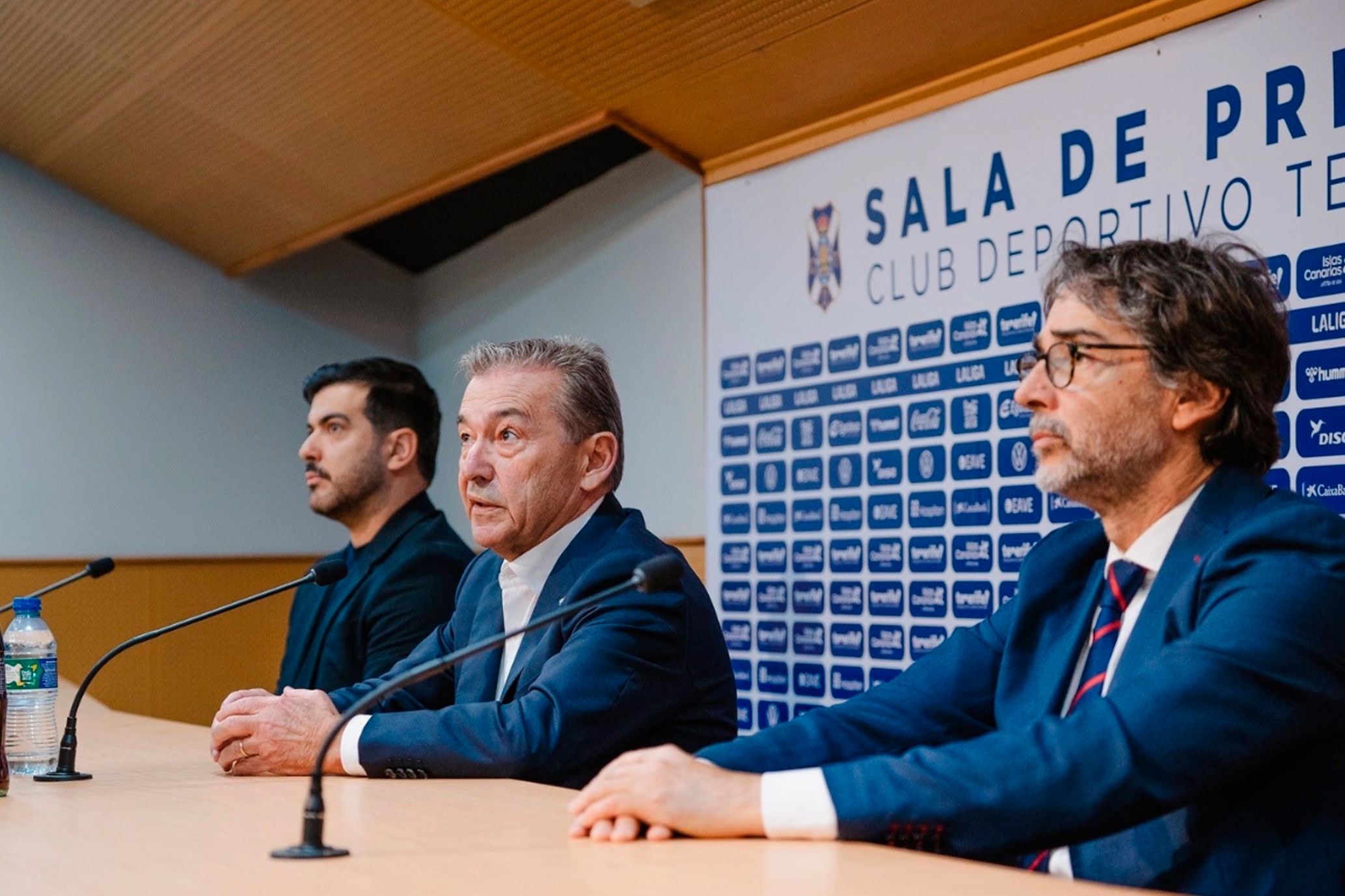 Paulino Rivero pone fecha a su fin