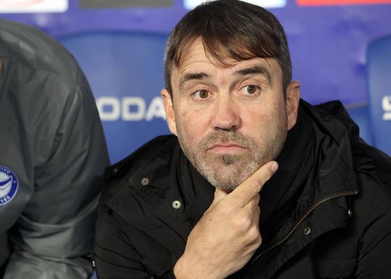 El Alavés hace oficial la salida de Coudet y la llegada de su nuevo entrenador