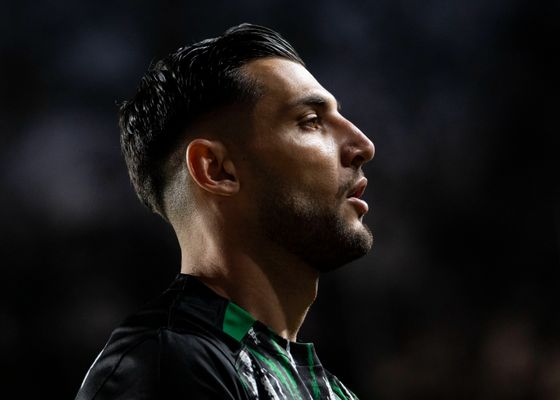El simbólico precio por el que el Elche se quedaría con Rafa Mir y el récord de Cedrick Mabwati
