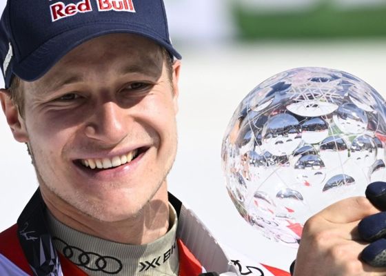 La Copa del Mundo ya tiene reyes: Marco Odermatt y Julia Scheib