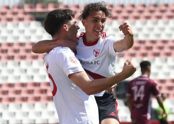 Sevilla Atlético 1-1 Antequera: Pedraza salva un punto que no mejora su situación dramática