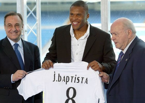 Vuelve Júlio Baptista
