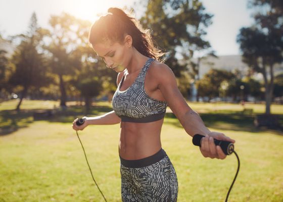 Di adiós al gym y da la bienvenida a esta comba de crossfit con la que perder peso antes del verano