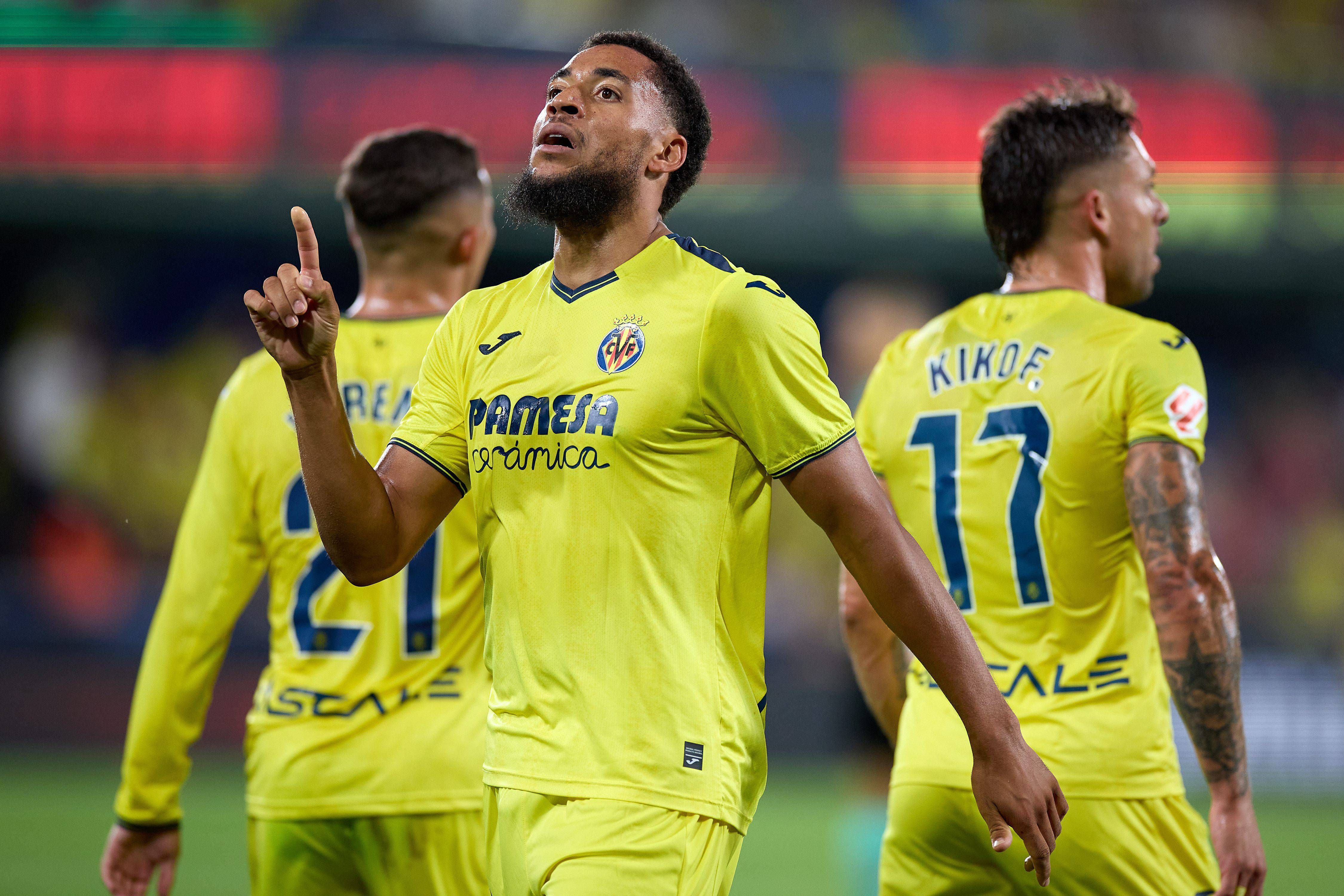 Danjuma, con ofertas, se va con el Villarreal de gira