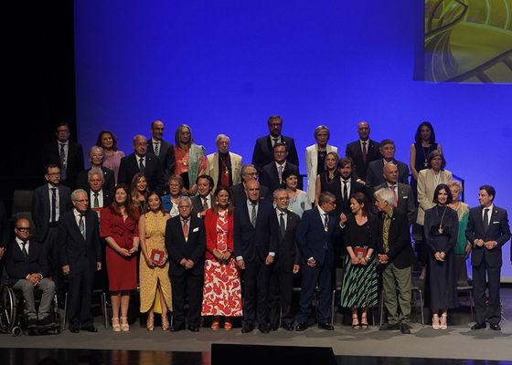 Sevilla premia a sus ciudadanos
